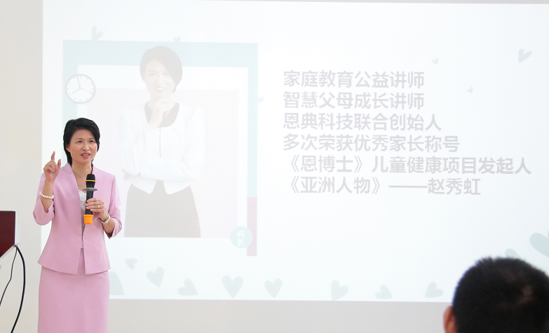 书包生产厂家,箱包厂家,书生书包定制,双肩背包订做,包包生产厂