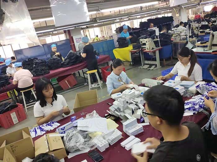 北京订做背包,女士背包定做,深圳背包定做logo,定做运动背包,广告宣传双肩包厂家