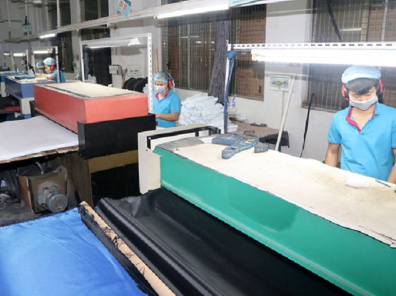 东升国际科技双肩包定制厂家-生产工艺