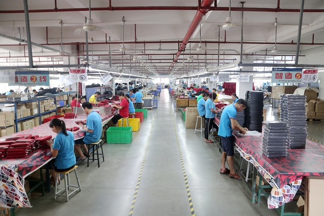 箱包生产厂家,订做电脑双肩背包 箱包生产厂家,订做电脑双肩背包