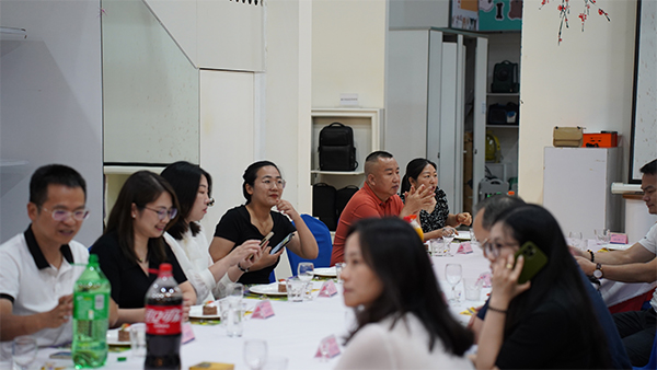 东升国际科技箱包厂,箱包生产厂家,东莞箱包厂家 东升国际科技箱包厂,箱包生产厂家,东莞箱包厂家