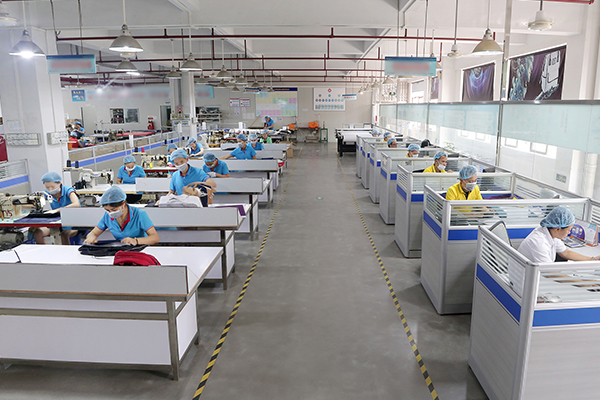 定制休闲背包.jpg 定制休闲背包.jpg